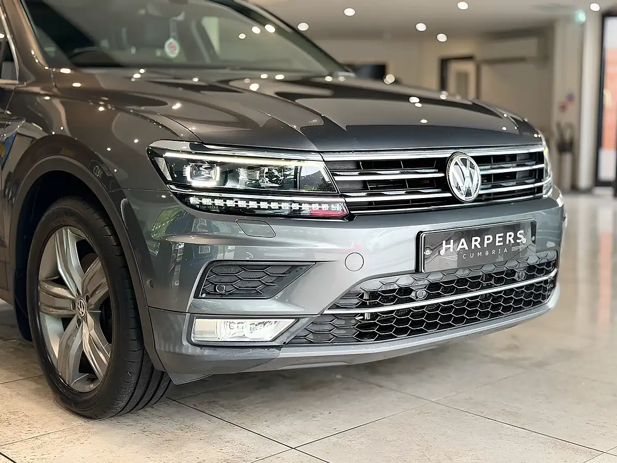 Used 2016 Volkswagen Tiguan Sel Grey - Interior and Exterior details 13