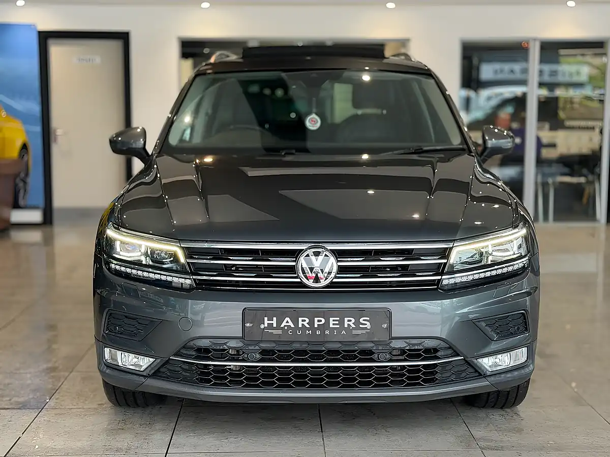 Used 2016 Volkswagen Tiguan Sel Grey - Interior and Exterior details 2