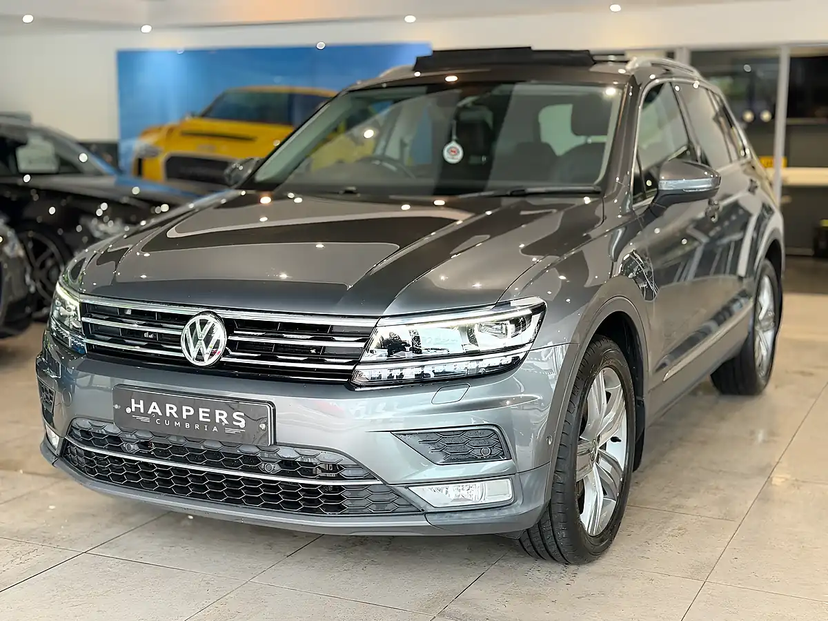 Used 2016 Volkswagen Tiguan Sel Grey - Interior and Exterior details 3