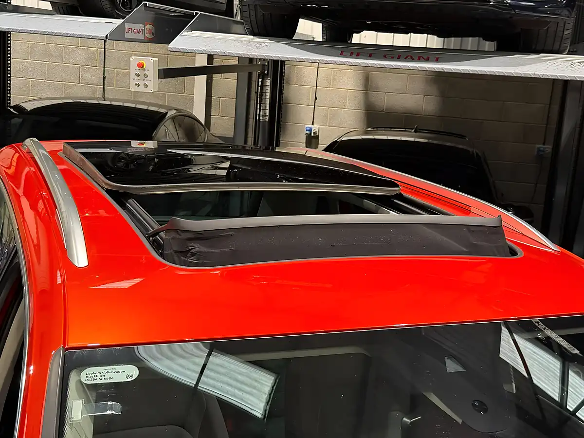 Used 2016 Volkswagen Tiguan Sel Orange - Interior and Exterior details 11