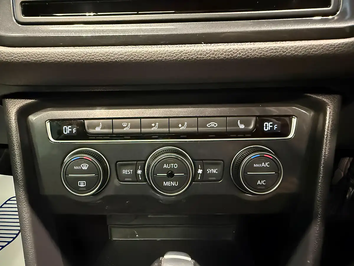 Used 2016 Volkswagen Tiguan Sel Orange - Interior and Exterior details 19