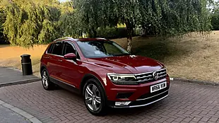 Used 2016 Volkswagen Tiguan Sel Red - Interior and Exterior details 2