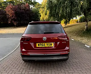 Used 2016 Volkswagen Tiguan Sel Red - Interior and Exterior details 4