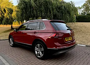 Used 2016 Volkswagen Tiguan Sel Red - Interior and Exterior details 7