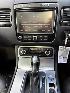 Used 2016 Volkswagen Touareg R-Line Black - Interior and Exterior details 14
