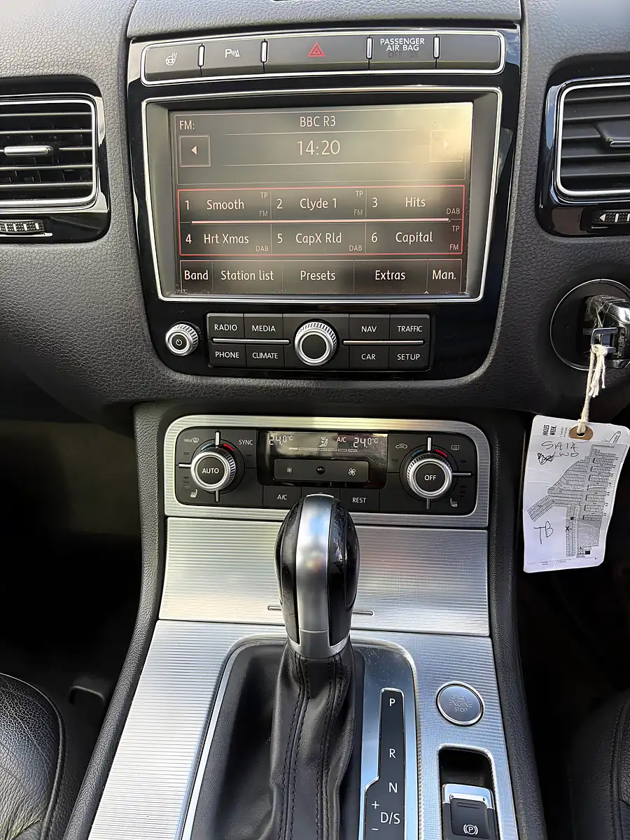 Used 2016 Volkswagen Touareg R-Line Black - Interior and Exterior details 14