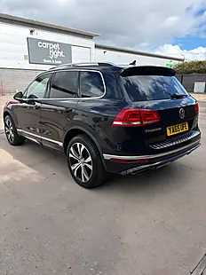 Used 2016 Volkswagen Touareg R-Line Black - Interior and Exterior details 3