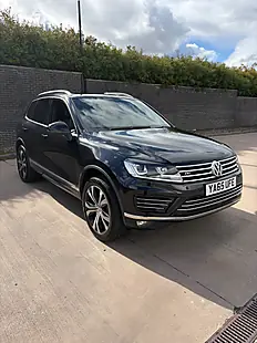 Used 2016 Volkswagen Touareg R-Line Black - Interior and Exterior details 7