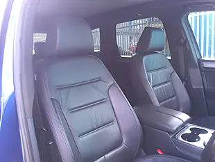 Used 2016 Volkswagen Touareg R-Line Blue - Interior and Exterior details 17