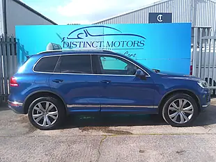 Used 2016 Volkswagen Touareg R-Line Blue - Interior and Exterior details 8