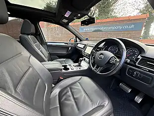 Used 2016 Volkswagen Touareg R-Line Grey - Interior and Exterior details 9