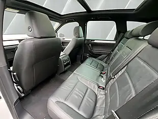 Used 2016 Volkswagen Touareg R-Line White - Interior and Exterior details 13