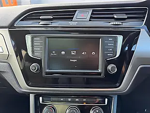 Used 2016 Volkswagen Touran Se Family White - Interior and Exterior details 14
