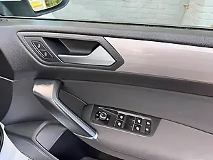 Used 2016 Volkswagen Touran Se Family White - Interior and Exterior details 18