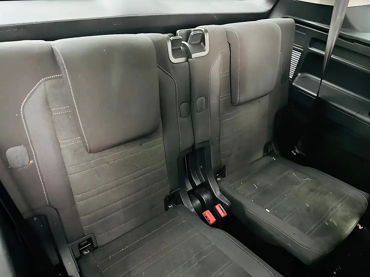 Used 2016 Volkswagen Touran Sel Grey - Interior and Exterior details 13
