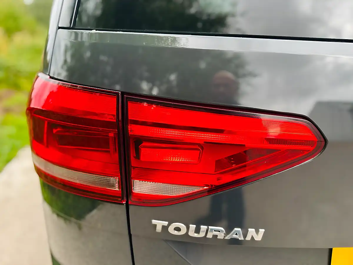 Used 2016 Volkswagen Touran Sel Grey - Interior and Exterior details 17