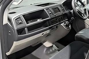 Used 2016 Volkswagen Transporter Bluemotion Tech Trendline Silver - Interior and Exterior details 19