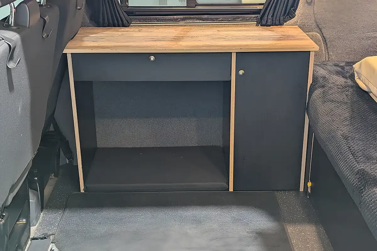 Used 2016 Volkswagen Transporter Bluemotion Tech Trendline Silver - Interior and Exterior details 20