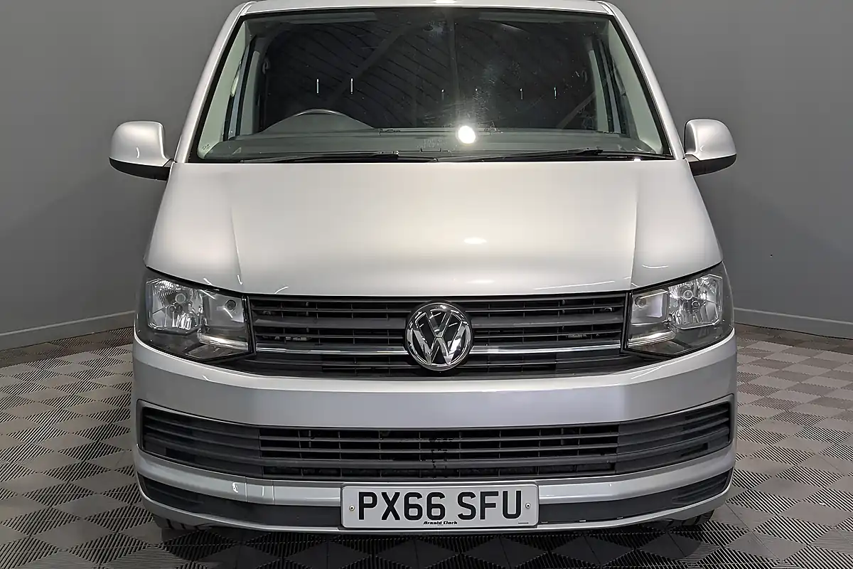 Used 2016 Volkswagen Transporter Bluemotion Tech Trendline Silver - Interior and Exterior details 5