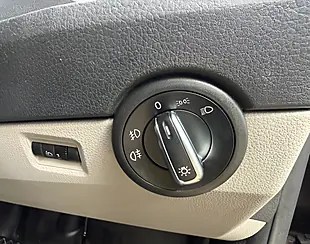 Used 2016 Volkswagen Transporter Dsg Auto Purple - Interior and Exterior details 15
