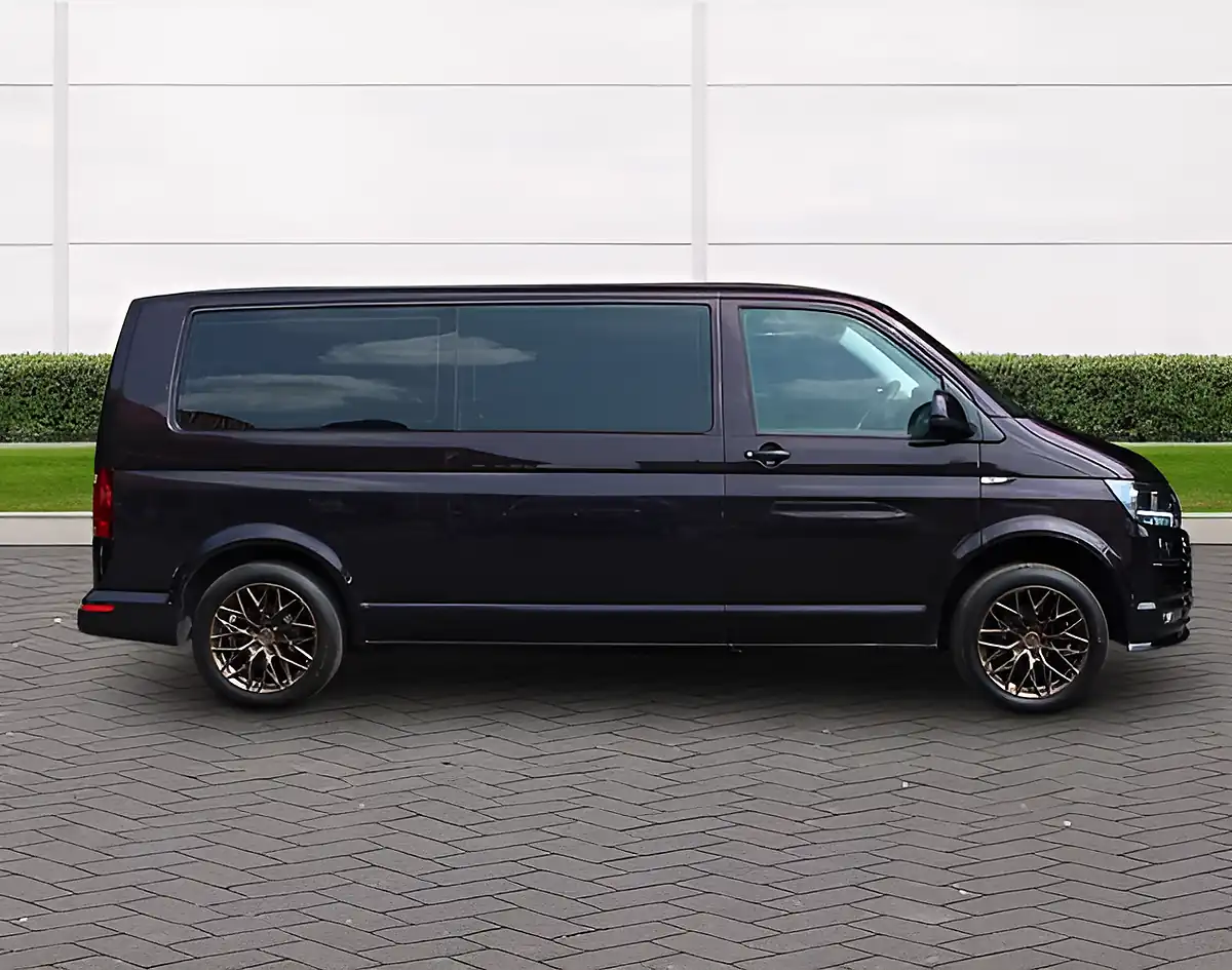 Used 2016 Volkswagen Transporter Dsg Auto Purple - Interior and Exterior details 2