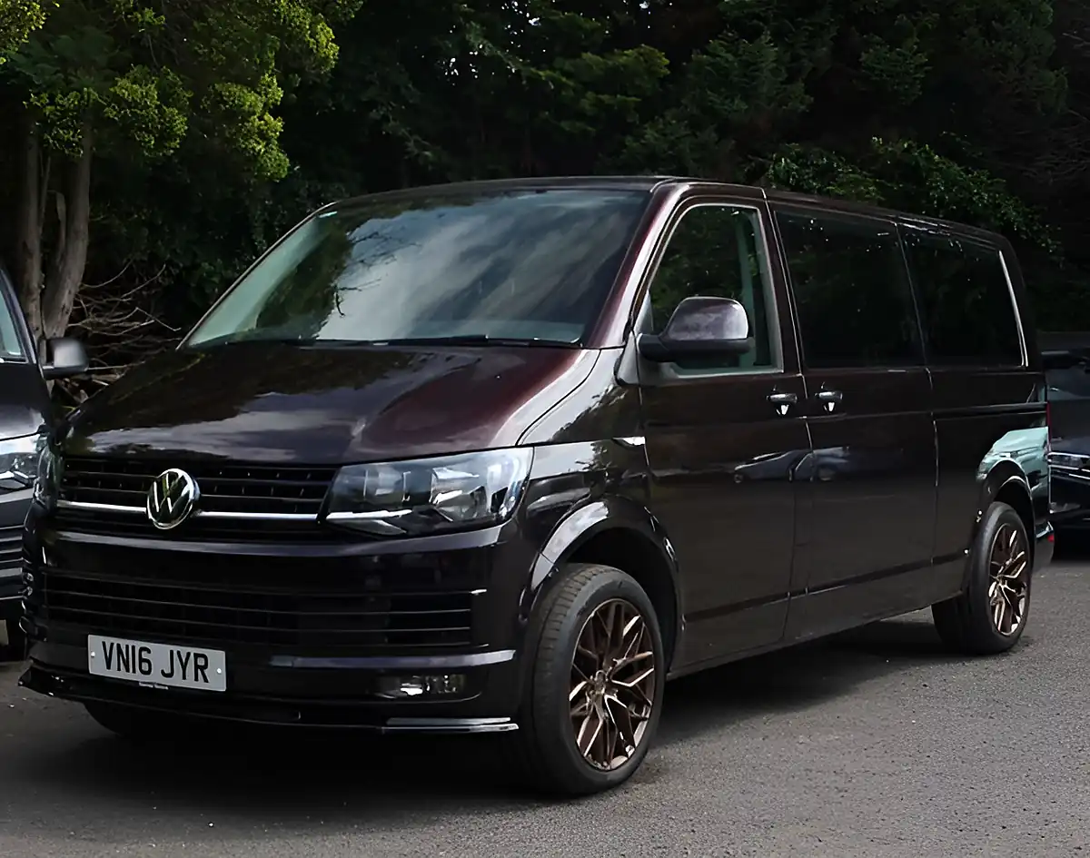 Used 2016 Volkswagen Transporter Dsg Auto Purple - Interior and Exterior details 6