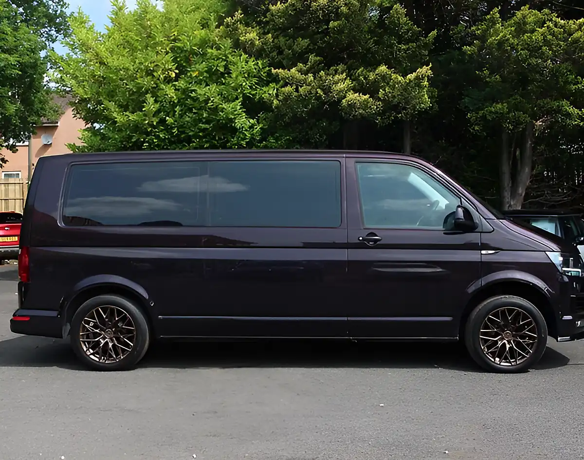 Used 2016 Volkswagen Transporter Dsg Auto Purple - Interior and Exterior details 8