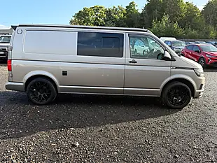 Used 2016 Volkswagen Transporter Highline Beige - Interior and Exterior details 8