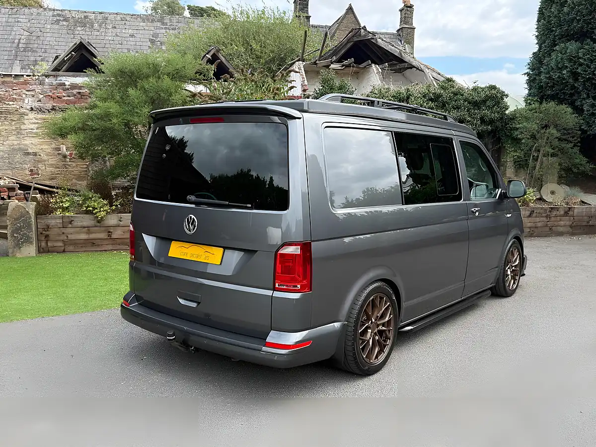 Used 2016 Volkswagen Transporter Highline Grey - Interior and Exterior details 10