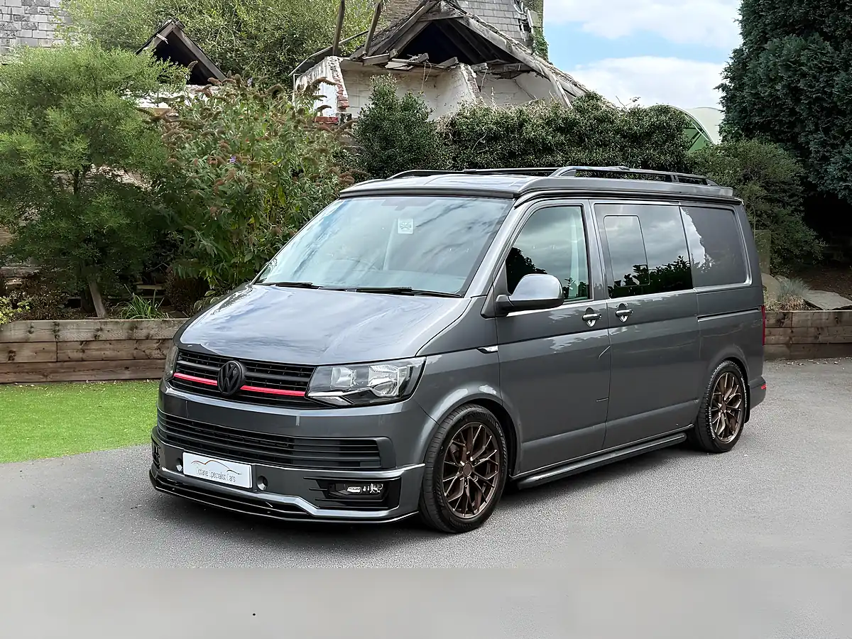 Used 2016 Volkswagen Transporter Highline Grey - Interior and Exterior details 4