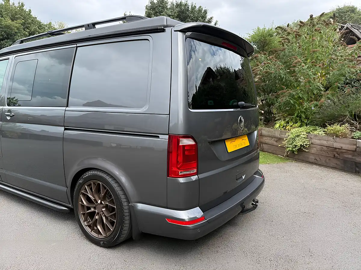 Used 2016 Volkswagen Transporter Highline Grey - Interior and Exterior details 8