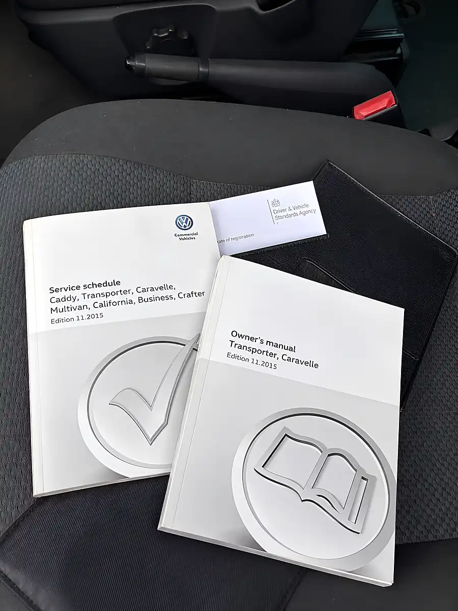Used 2016 Volkswagen Transporter Highline Kombi White - Interior and Exterior details 8