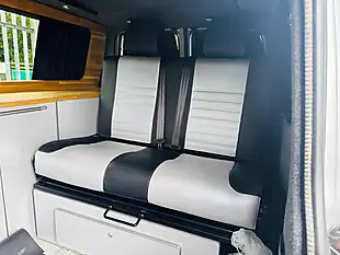 Used 2016 Volkswagen Transporter Highline Silver - Interior and Exterior details 14