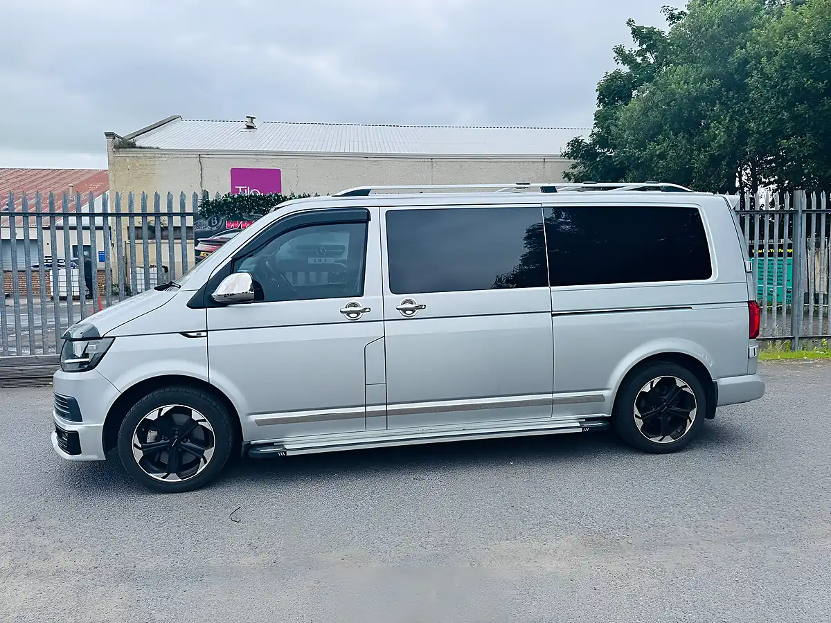 Used 2016 Volkswagen Transporter Highline Silver - Interior and Exterior details 17