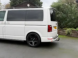 Used 2016 Volkswagen Transporter Shuttle S White - Interior and Exterior details 5