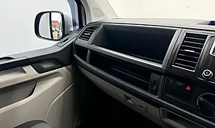 Used 2016 Volkswagen Transporter Startline Silver - Interior and Exterior details 13
