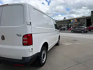 Used 2016 Volkswagen Transporter Startline White - Interior and Exterior details 19