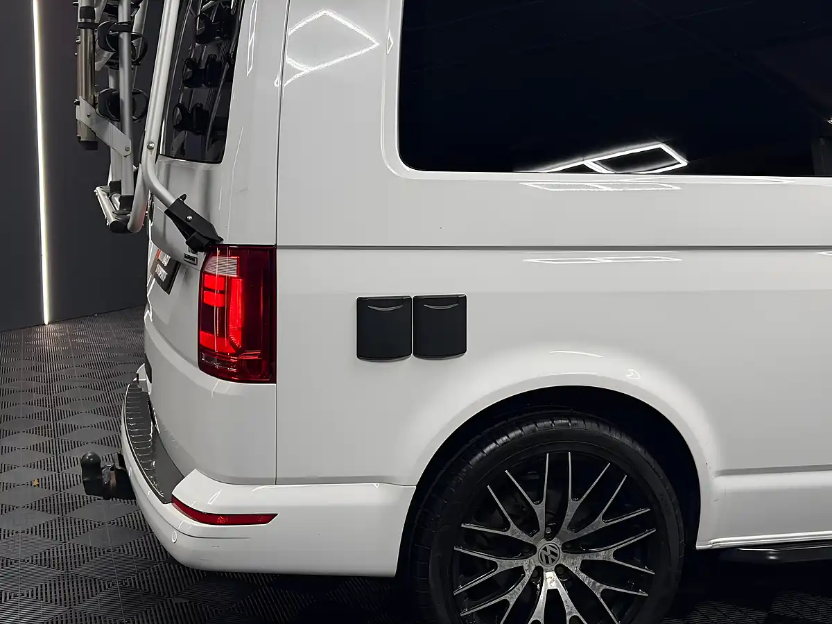Used 2016 Volkswagen Transporter Startline White - Interior and Exterior details 17