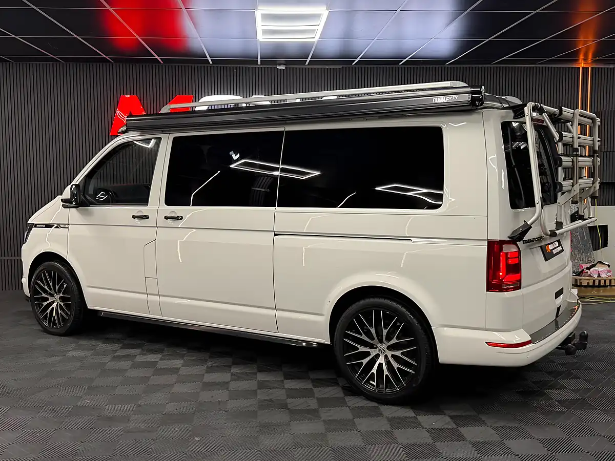 Used 2016 Volkswagen Transporter Startline White - Interior and Exterior details 5