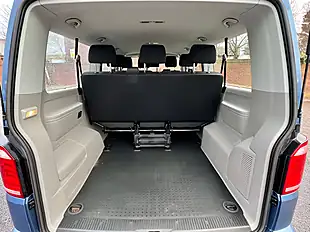 Used 2016 Volkswagen Transporter T30 S Blue - Interior and Exterior details 13