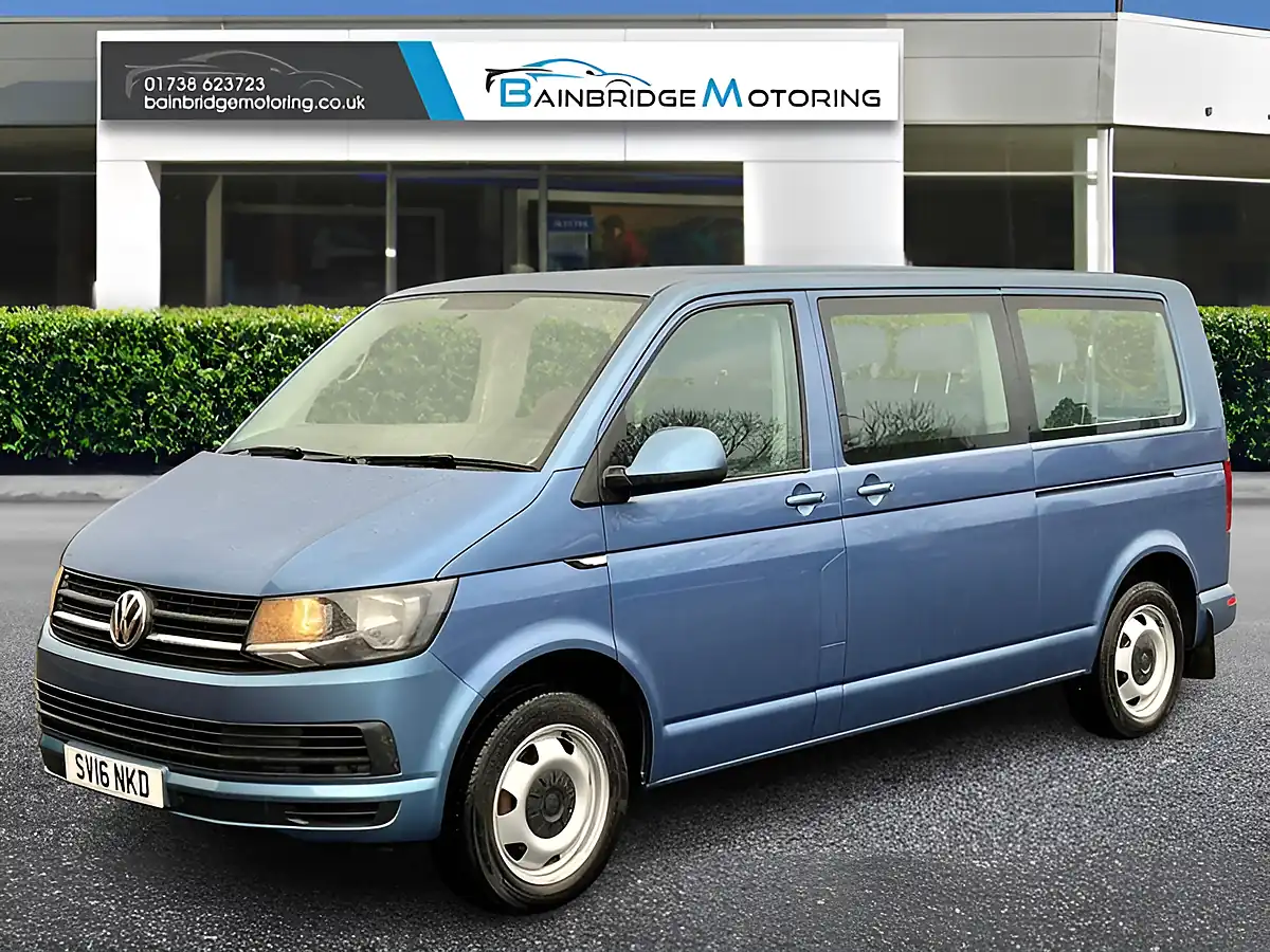 Used 2016 Volkswagen Transporter T30 S Blue - Interior and Exterior details 5
