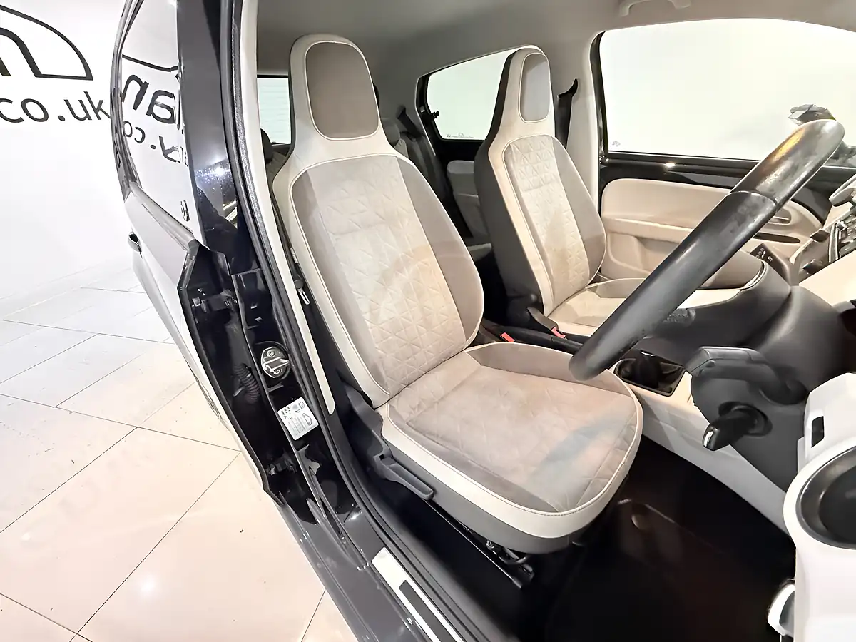 Used 2016 Volkswagen Up! Beats Black - Interior and Exterior details 13