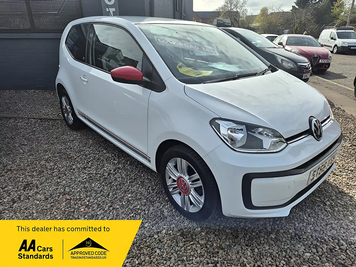 Used 2016 Volkswagen Up! Beats White - Front View