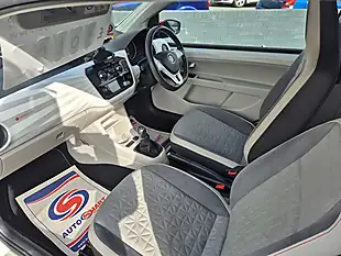 Used 2016 Volkswagen Up! Beats White - Interior and Exterior details 13