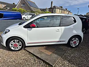 Used 2016 Volkswagen Up! Beats White - Interior and Exterior details 6