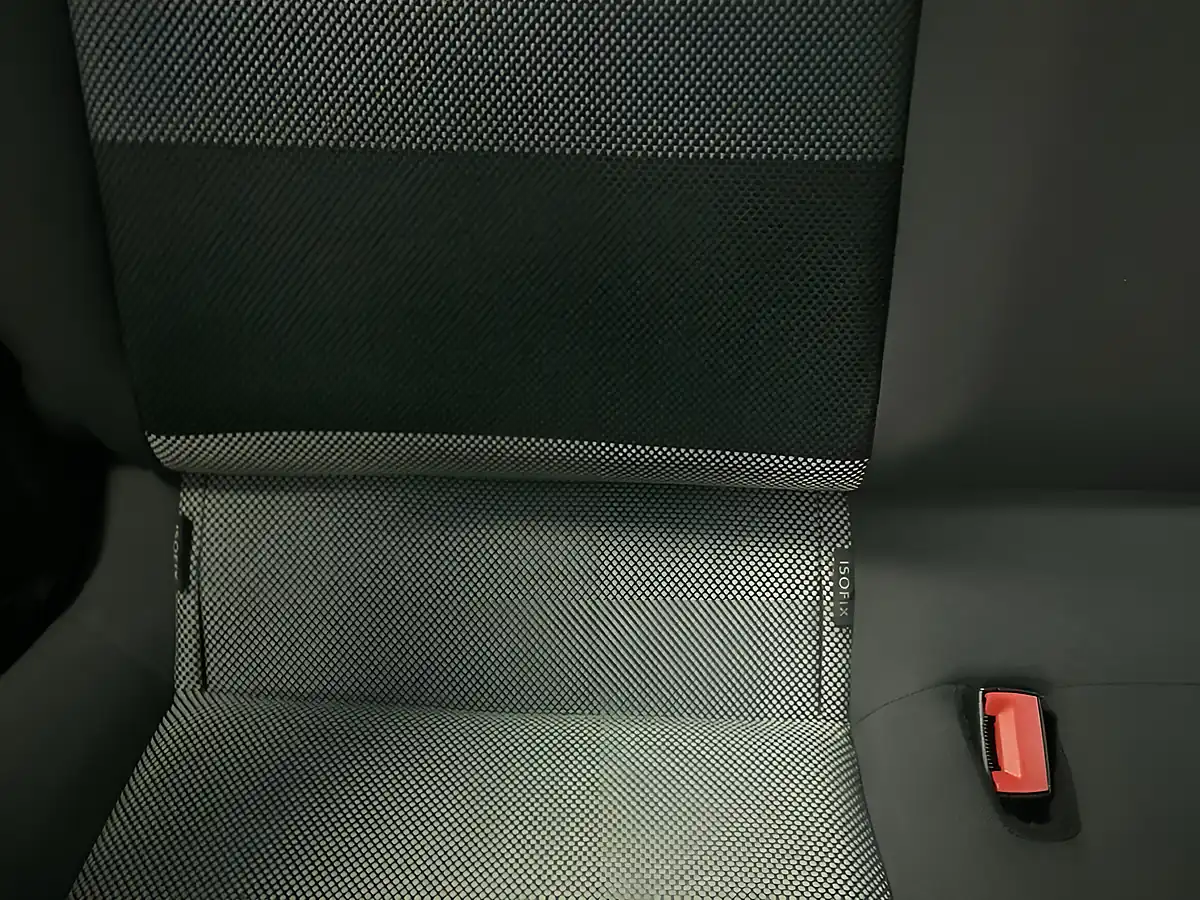Used 2016 Volkswagen Up! Look Up! Tornado Red - Interior and Exterior details 8