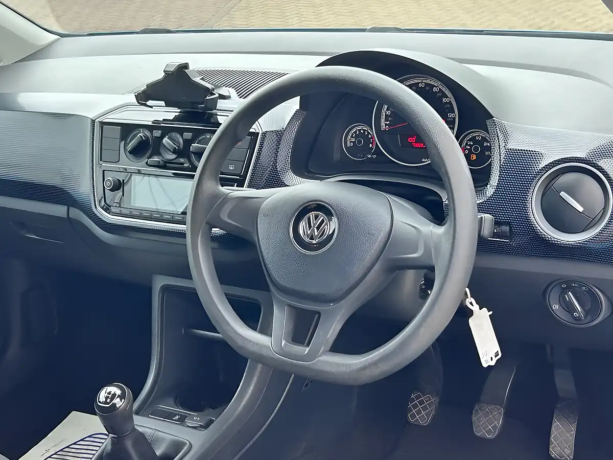 Used 2016 Volkswagen Up! Move Up Black - Interior and Exterior details 20