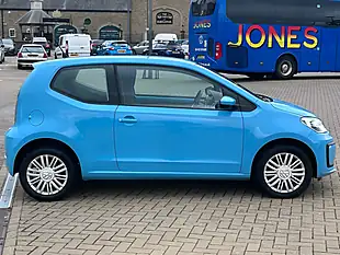 Used 2016 Volkswagen Up! Move Up Black - Interior and Exterior details 3
