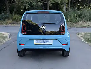Used 2016 Volkswagen Up! Move Up! Black - Interior and Exterior details 10