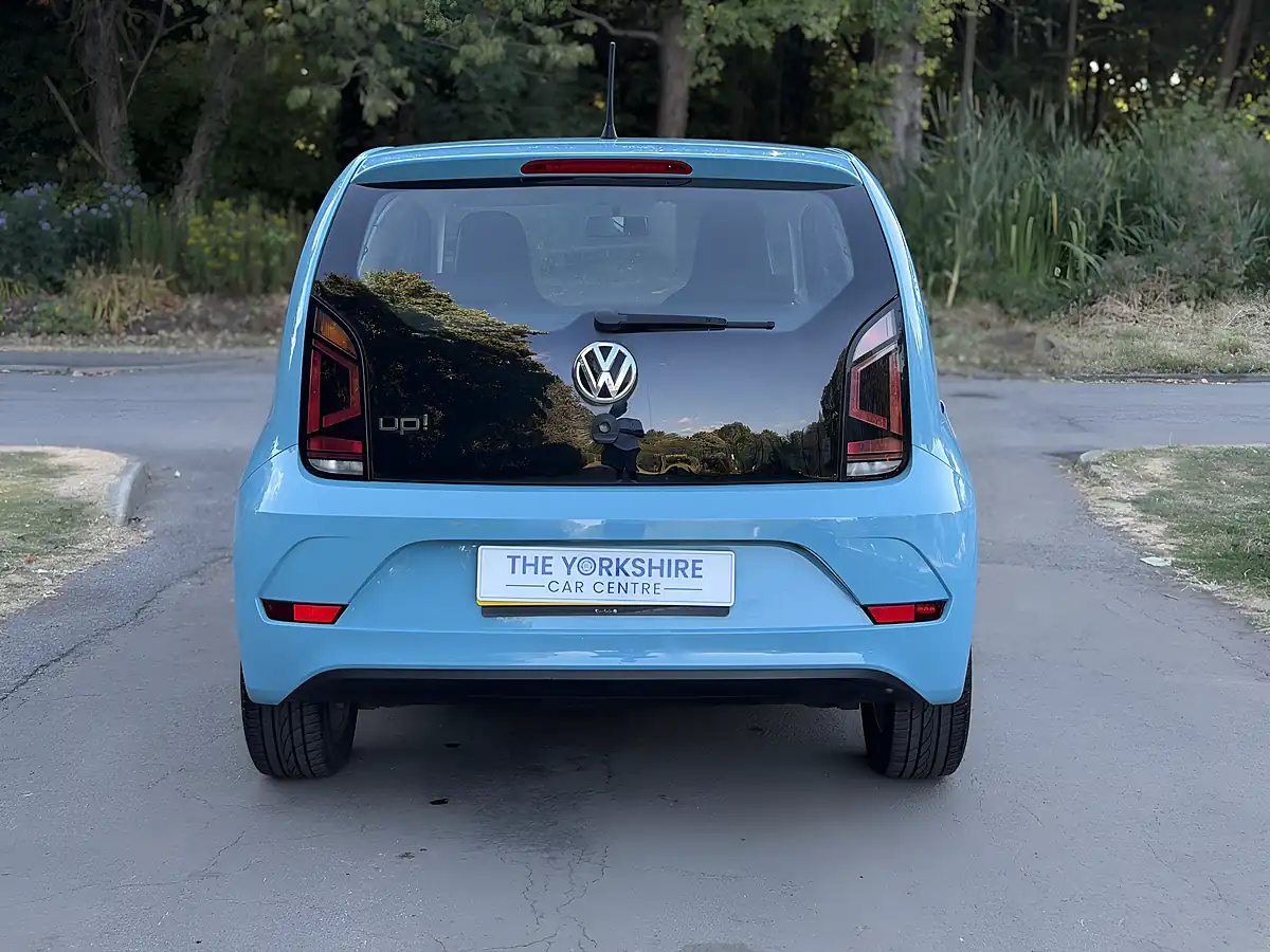 Used 2016 Volkswagen Up! Move Up! Black - Interior and Exterior details 10